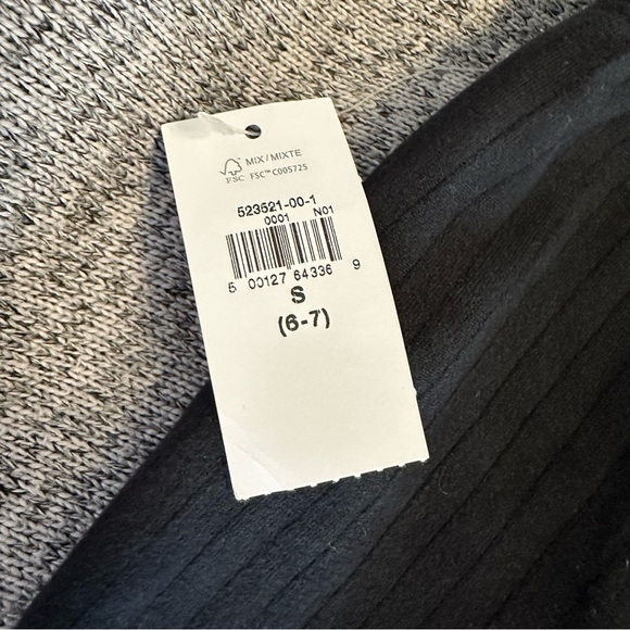 ๐3/$20๐ NWT Girl's Ribbed Flare Leggings size S - Picture 5 of 6